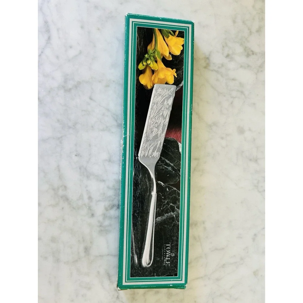 SilverPlated Server Original Box Holiday Server 1993 TOWLE Cake Lasagna
